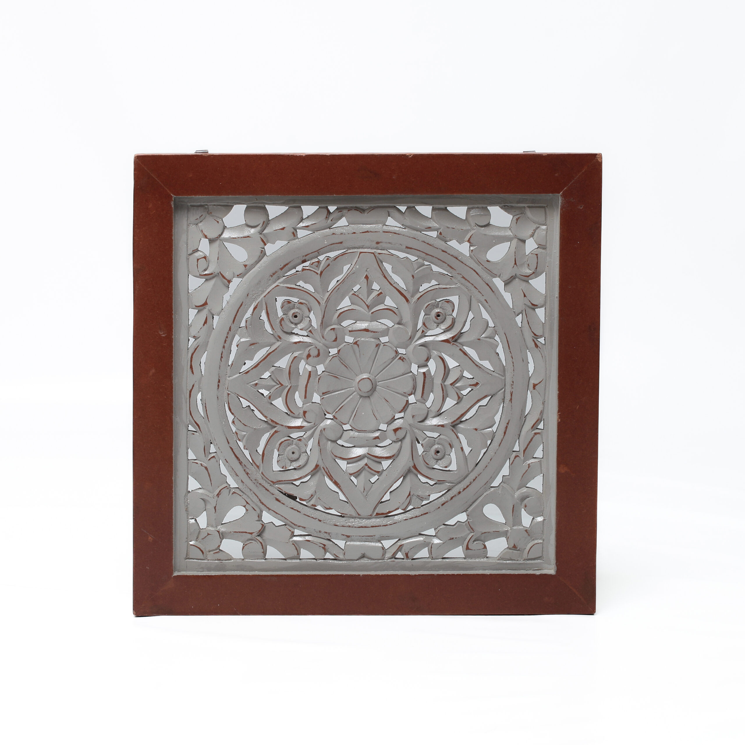 Painel Decorativo Indiano Entalhado – Arte em Madeira Pintada à Mão - Imagem 3